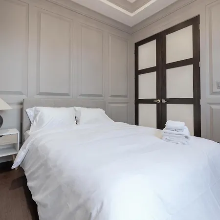 Luxurious Private Rooms In Richmond Exterior photo